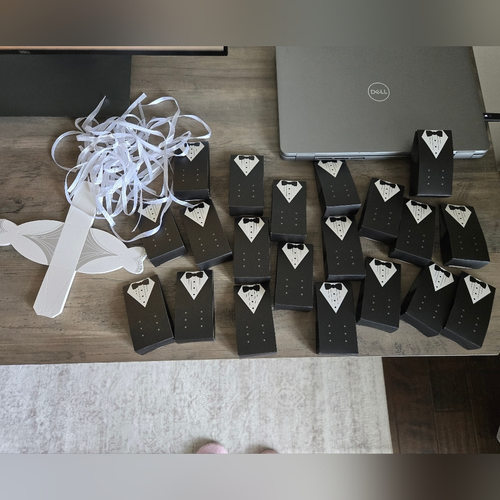 BRIDAL BRIDE & GROOM PARTY FAVORS Black Tuxedo & Wedding Dress Total Of 46 - Picture 2 of 5